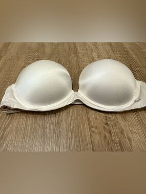 Victoria's Secret strapless bra